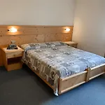 Apartahotel Sci Sport 3*